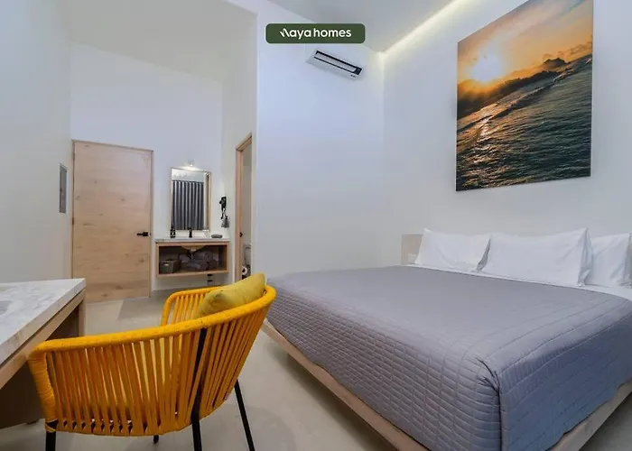 Near Marina - Downtown - Pool - King Apartment