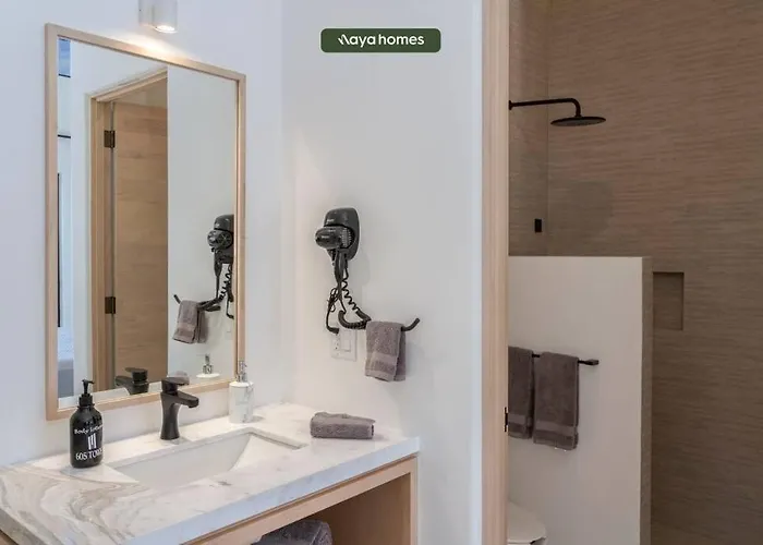 Apartment Near Marina - Downtown - Pool - King *