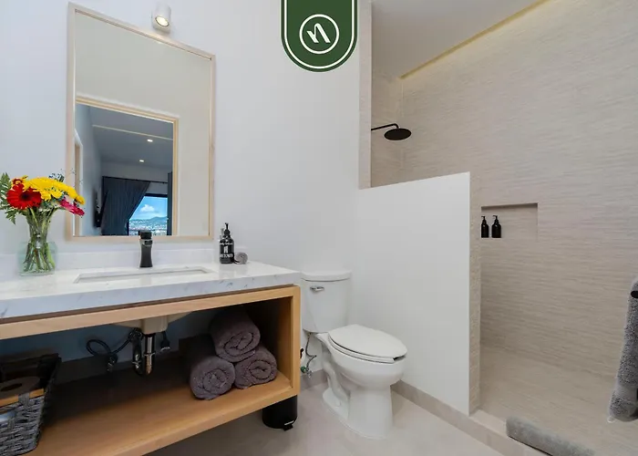 Near Marina - Downtown - Pool - King Apartment Cabo San Lucas