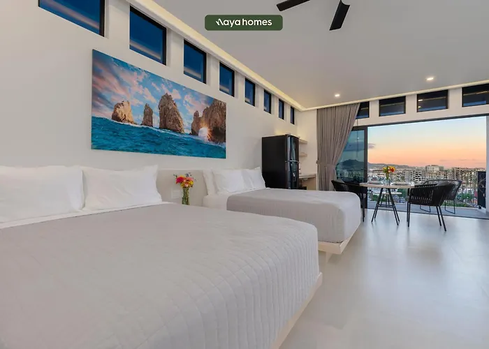 Near Marina - Downtown - Pool - King Apartment *